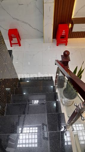 Nhà mới, 1trệt, 1lầu, 4,2mx12m. DTSD 100m2, Hẻm 314 Âu Dương, 5,3 tỷ 