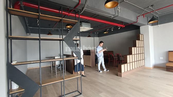 Văn phòng hoàn thiện ngay trung tâm Bình Dương, có máy lạnh, bàn ghế, 