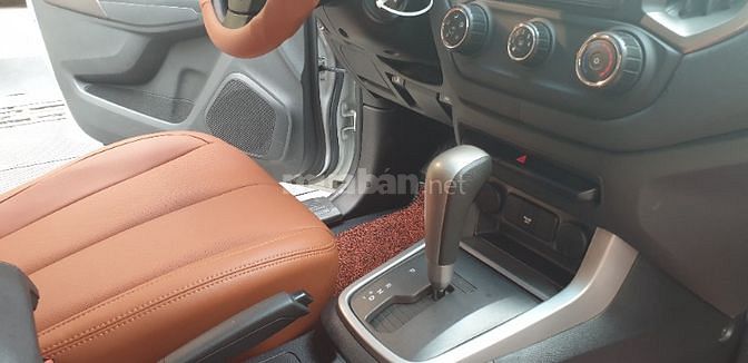 Bán Chevrolet Trailblazer LT dầu 2.5 tự động đời T12/2018 trắng 1 chủ 