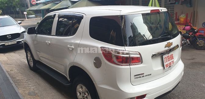 Bán Chevrolet Trailblazer LT dầu 2.5 tự động đời T12/2018 trắng 1 chủ 