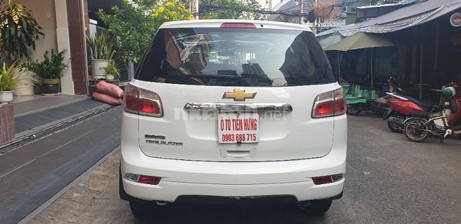 Bán Chevrolet Trailblazer LT dầu 2.5 tự động đời T12/2018 trắng 1 chủ 