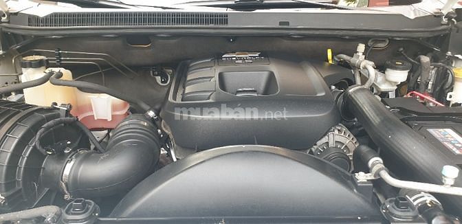 Bán Chevrolet Trailblazer LT dầu 2.5 tự động đời T12/2018 trắng 1 chủ 