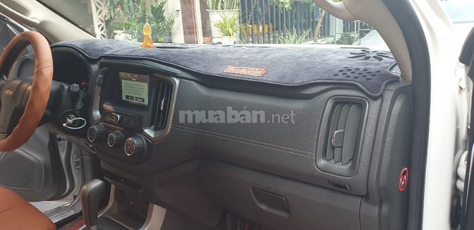Bán Chevrolet Trailblazer LT dầu 2.5 tự động đời T12/2018 trắng 1 chủ 