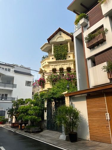 Biệt thự đẹp - Nội khu tuyệt hảo trục Nguyễn Văn Trỗi