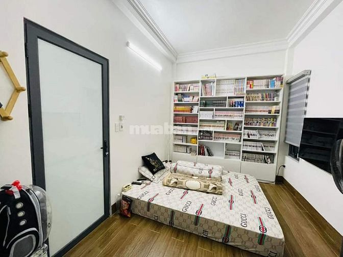 Siêu phẩm Tây Hồ lộng gió – Lô góc – 45m2 x mt 4.5m giá chỉ 5.5 tỷ.