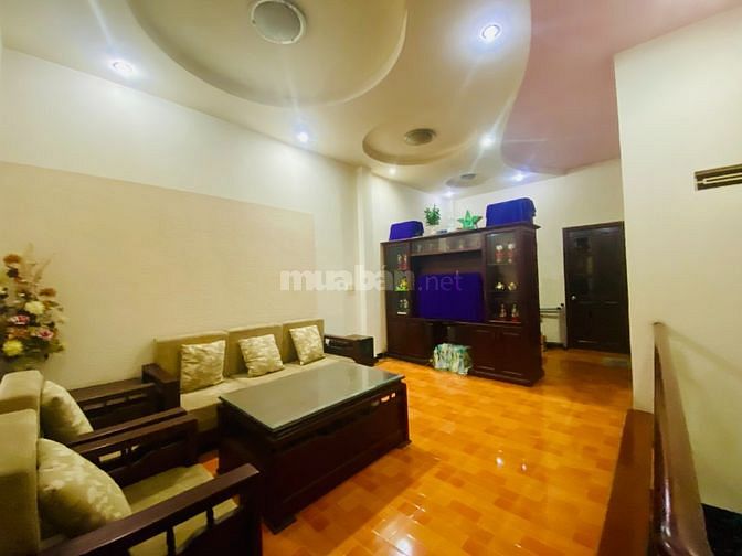 Cho thuê nhà nguyên căn đường TK11 (KDC Hoàng Hải), Bà Điểm, Hóc Môn.