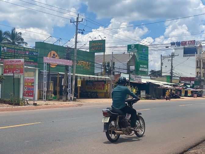 BÁN LỖ 15X40= 600M2 ĐẤT, T.CƯ 300M MẶT TIỀN 18M NGAY KCN DÂN ĐÔNG. 1TỶ