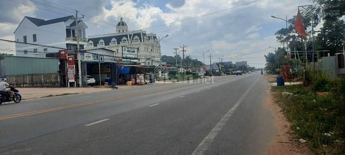 BÁN LỖ 15X40= 600M2 ĐẤT, T.CƯ 300M MẶT TIỀN 18M NGAY KCN DÂN ĐÔNG. 1TỶ
