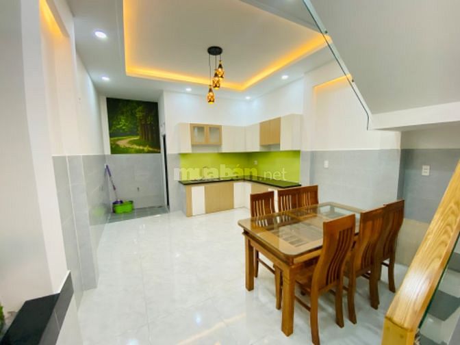 Chính chủ bán nhà thạnh lộc 37 đúc 1 lửng,2 lầu hẻm xe tải sh riêng