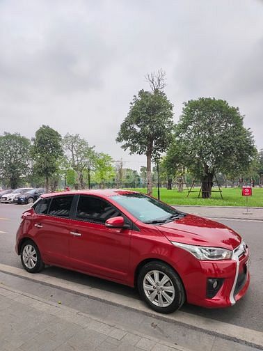 Cần bán xe Toyota Yaris 1.3G, sx 2014, màu đỏ, nguyên bản, chính chủ