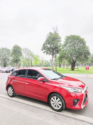 Cần bán xe Toyota Yaris 1.3G, sx 2014, màu đỏ, nguyên bản, chính chủ