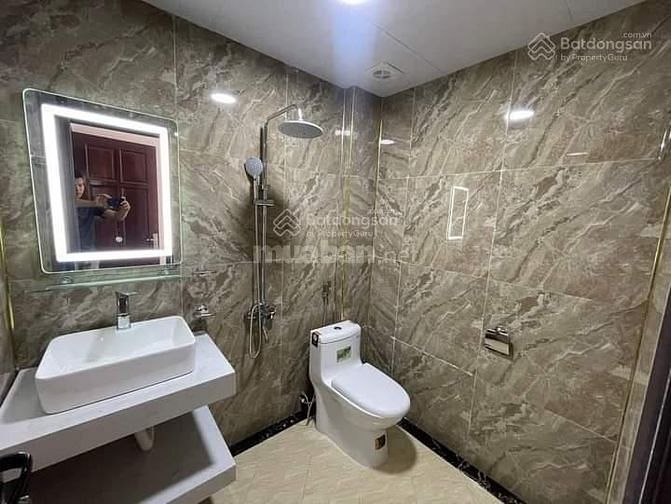 Bán nhà riêng phố Nguyễn Khang, Cầu Giấy 38m2x5tầng, ở luôn, ngõ nông