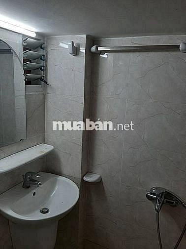 Cho thuê căn hộ mini 28m2 tòa nhà 622 Lũy Bán Bích, Tân Thành, Tân Phú