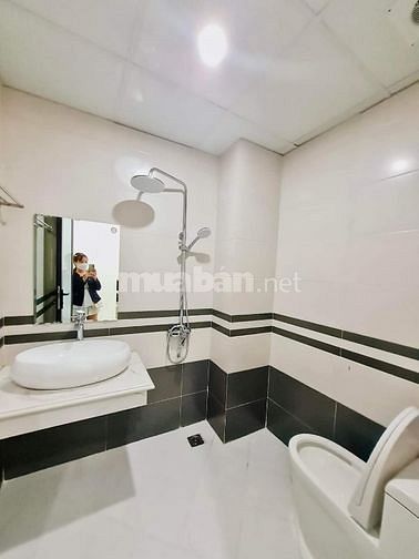 Siêu Rẻ Chỉ 7.8Tỷ Trung Tâm Ba Đình 38m2 Thang Máy - Nhanh Mới Còn