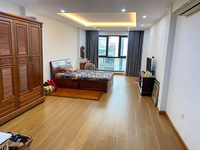 Nhà Trung Kính Ngõ To Như Phố 55m2, 5 Tầng, 13 Tỷ, Vỉa Hè, KD Siêu Thị