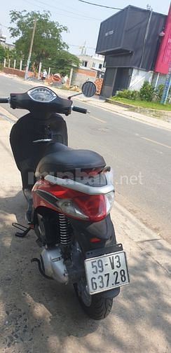 Cần bán piaggio lyberty biển sài gòn keo vỏ chưa lột, máy còn ngon.