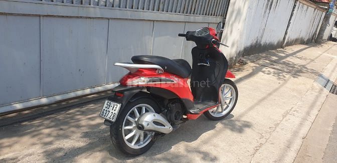 Cần bán piaggio lyberty biển sài gòn keo vỏ chưa lột, máy còn ngon.