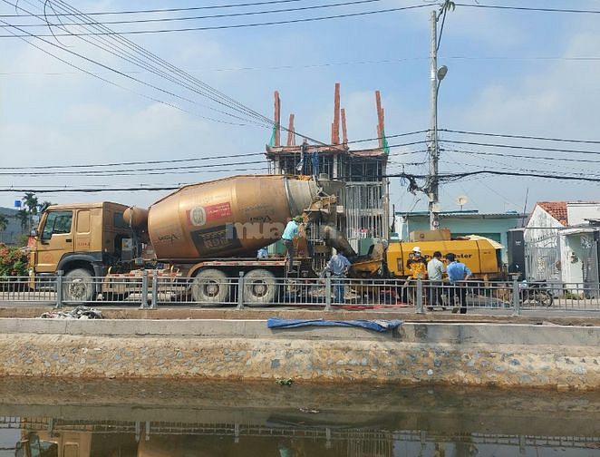Thi công nhà giá tốt tặng thiết kế