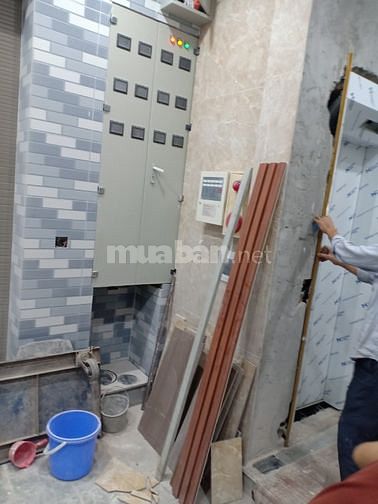 CHUYÊN XÂY DỰNG SỬA CHỮA CẢI TẠO CHỐNG THẤM NHÀ Ở