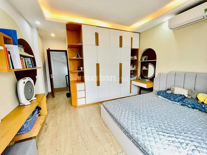 Bán nhà 5 tầng 35m ô tô vào tại Minh Khai Bắc Từ Liêm Hà Nội.