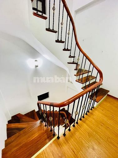 Bán nhà 5 tầng 35m ô tô vào tại Minh Khai Bắc Từ Liêm Hà Nội.