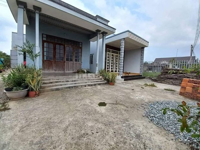 Bán 2 căn nhà liền kế cách MT đường Võ Văn Kiết 70m giáp ranh Phường 5
