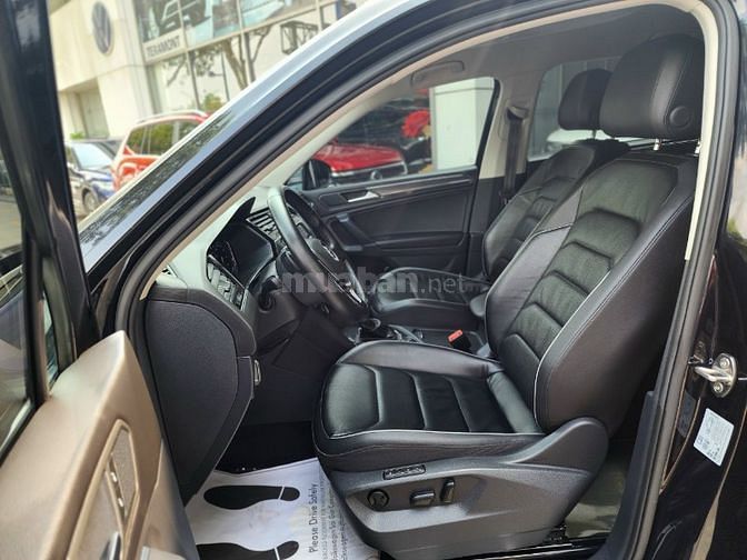 Tiguan lướt mới cứng nhiều option