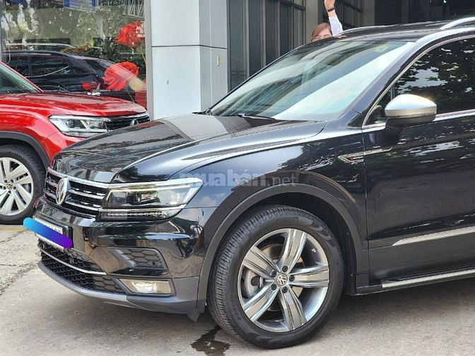 Tiguan lướt mới cứng nhiều option