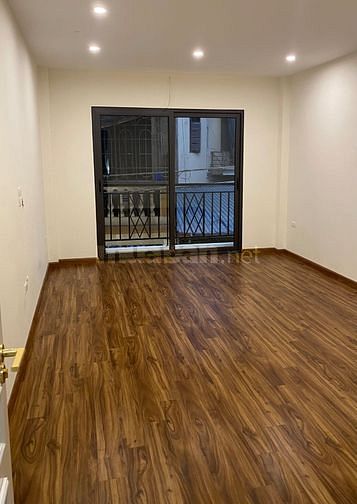 BÁN NHÀ KIM MÃ BA ĐÌNH 38M2*6T PHÂN LÔ,GẦN PHỐ GIÁ 5TỶ65.