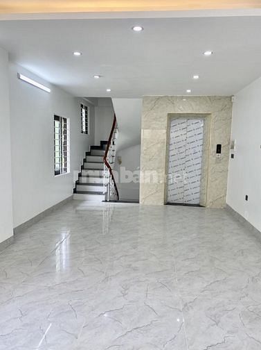 Nhà Bồ Đề, Long Biên 60m 6T thang máy,lô góc, nội thất cao cấp,oto ,KD