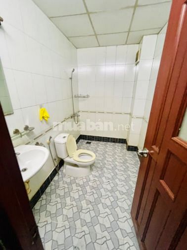 Cho thuê nhà MTKD Bình Long Phú Thạnh Tân Phú 