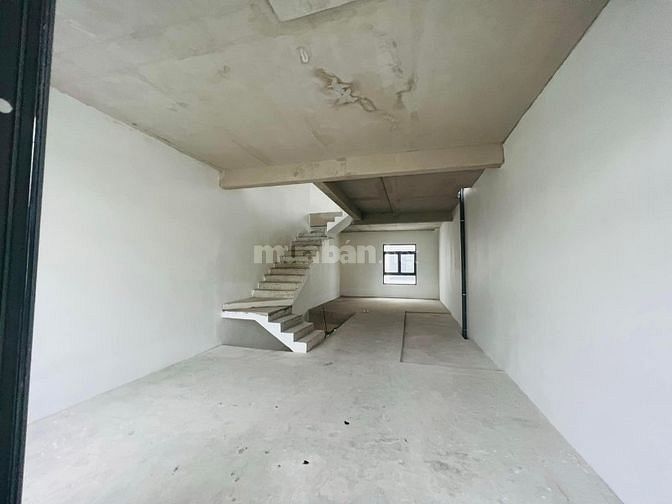 Bán lỗ 2 tỷ so với giá 2019, Verosa Park Q9, 5mx23m, 14 tỷ, đường 24m