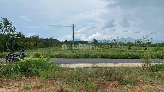 BÁN LÔ ĐẤT ĐẸP GẦN ĐỒI THÔNG PHƯƠNG BỐI- 16X33- SHCC SẴN THỔ CƯ-GPXD