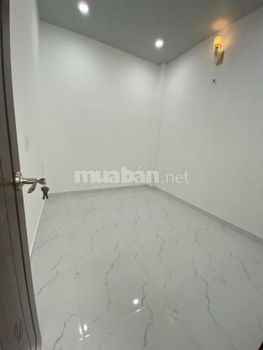 433/12 LÝ THÁI TỔ P9 Q10 - NHÀ ĐẸP SÁT MẶT TIỀN 