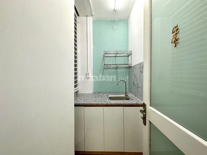 Phòng CH Studio tách bếp đủ nội thất  224/20 Lý Thường Kiệt, P14, Q10 