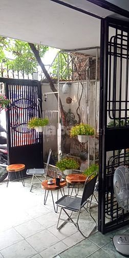 Sang quán Cafe ngang 7m hẻm đông đúc
