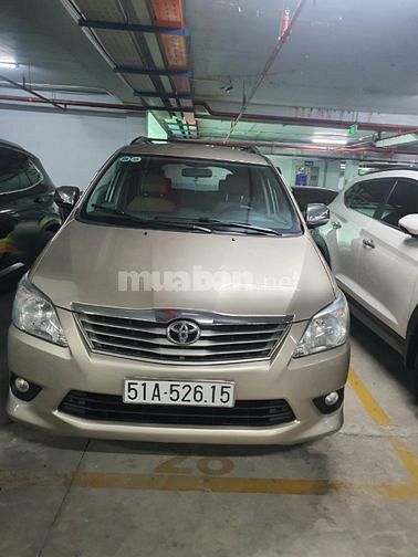 Bán xe Toyota Innova 2013 chính chủ đứng tên