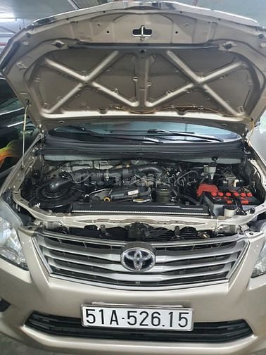 Bán xe Toyota Innova 2013 chính chủ đứng tên