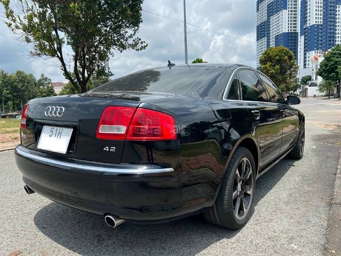 bán audi A8 bản cao cấp full 4.2L AT  xe chạy đạp dính lưng