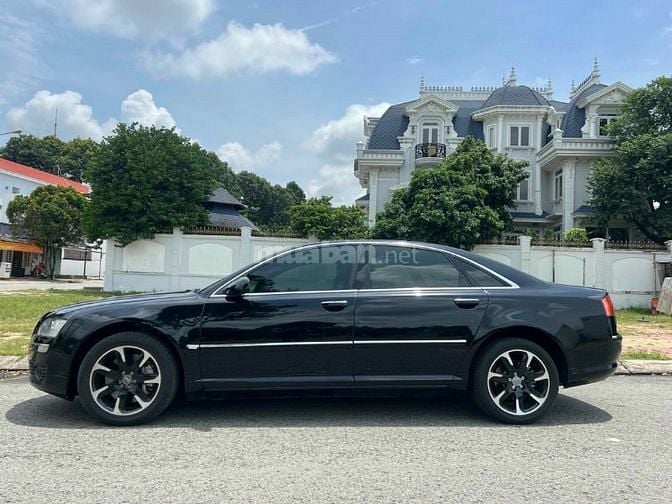 bán audi A8 bản cao cấp full 4.2L AT  xe chạy đạp dính lưng