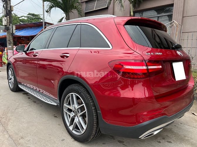 Bán Mercedes-Benz GLC300 máy 2.0L Turbo 4Matic 2 cầu