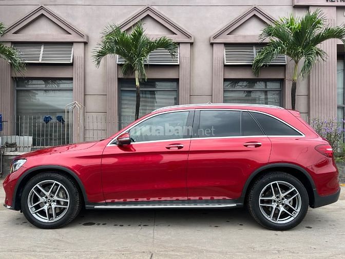 Bán Mercedes-Benz GLC300 máy 2.0L Turbo 4Matic 2 cầu