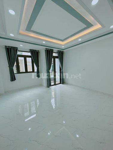 Nhà mới tinh.Thích Quảng Đức.PN. 4 tầng -38M2.Ngang hơn 4m. Giá 6,x ty