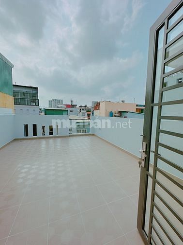 Nhà mới tinh.Thích Quảng Đức.PN. 4 tầng -38M2.Ngang hơn 4m. Giá 6,x ty