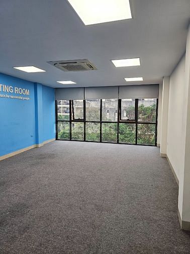 Bán nhà tòa nhà VP, tại Cầu Giấy, ôtô tránh-DT100m2x7 tầng thang máy 