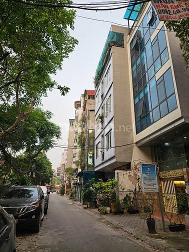 Bán nhà tòa nhà VP, tại Cầu Giấy, ôtô tránh-DT100m2x7 tầng thang máy 