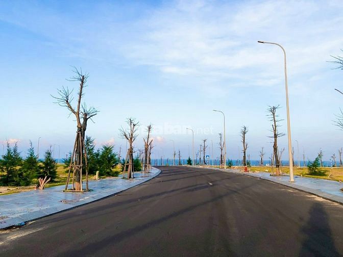 Cắt lỗ lô đất biển tp.Quy Nhơn view biển có sổ đỏ, có thể kinh doanh