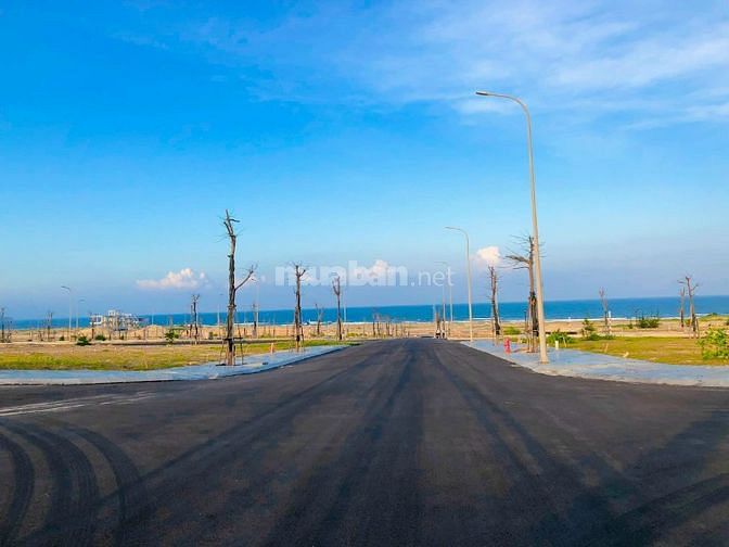 Cắt lỗ lô đất biển tp.Quy Nhơn view biển có sổ đỏ, có thể kinh doanh