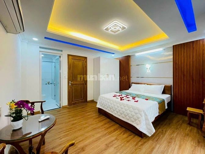 hẻm 1 sẹc 3 tầng lầu mới tiện kinh doanh spa p11 gv 