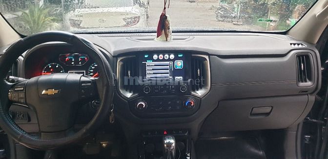 Chevrolet trailblazer LTZ 2 cầu máy dầu 2.5 tự động đời T12/2018 95%